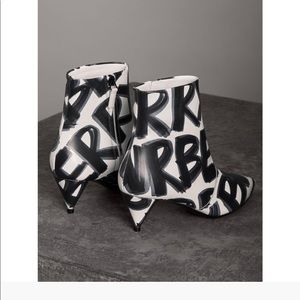 Burberry Ankle boots